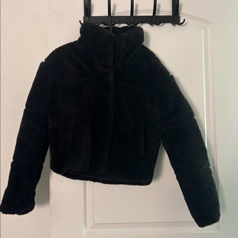 ALO SHERPA SNOW ANGEL JACKET - BLACK